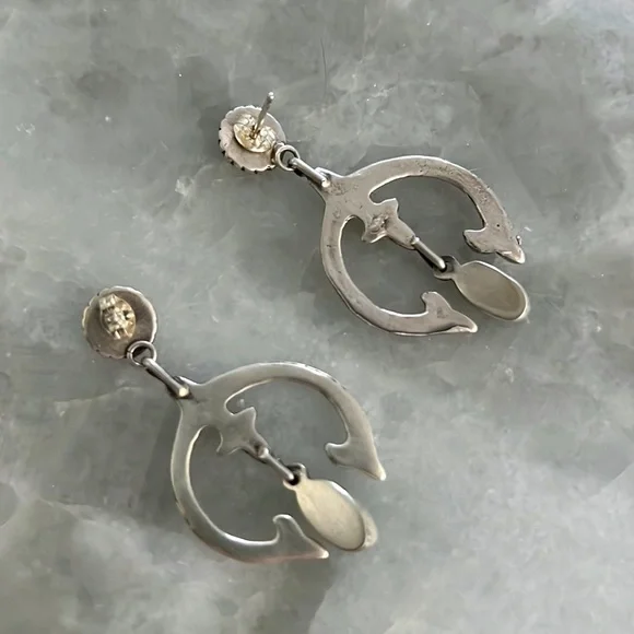 Conch Post Earrings with Naja made by Navajo Annie Spencer - Handmade - Picture 4 of 6